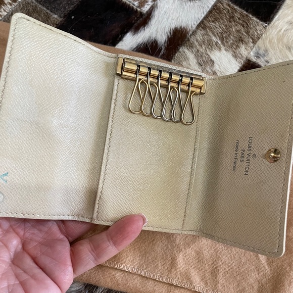 SOLDAuthentic Damier Azure Key Case /6 - Picture 5 of 14